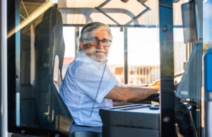 Okulary dla kierowców - czy warto zainwestować w specjalne soczewki?